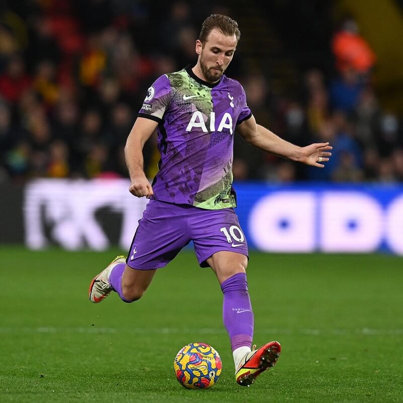 hình nền Harry Kane rê bóng