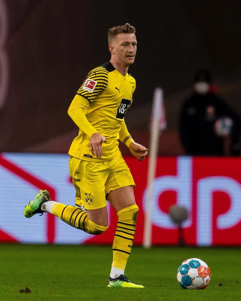 hình nền Marco Reus dẫn bóng