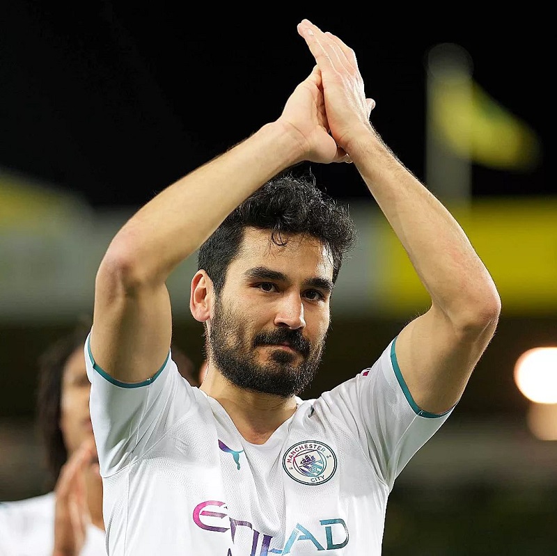 hình nền Ilkay Gündogan mừng chiến thắng