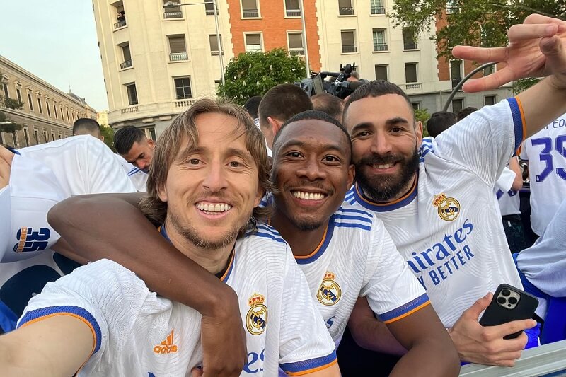 hình nền Luka Modrić cùng 2 đồng đội alaba và benzema