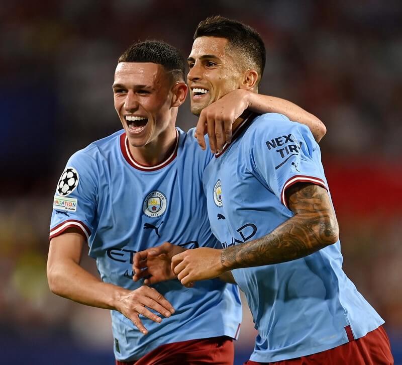 Hình nền Phil Foden cùng đồng đội