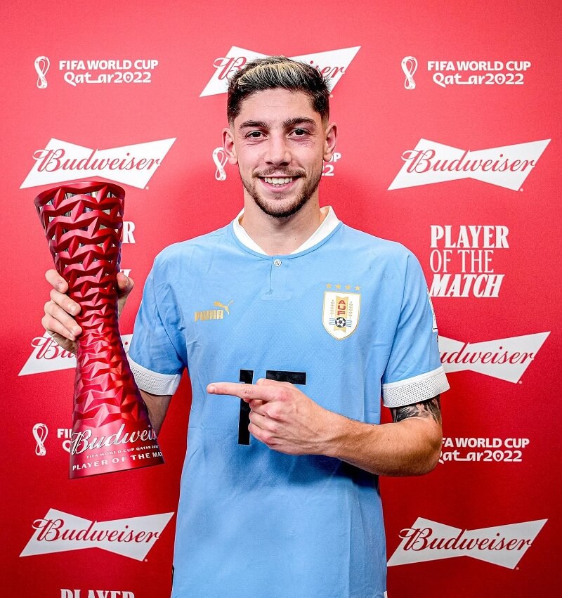 hình nền Federico Valverde khoe mvp fifa wc