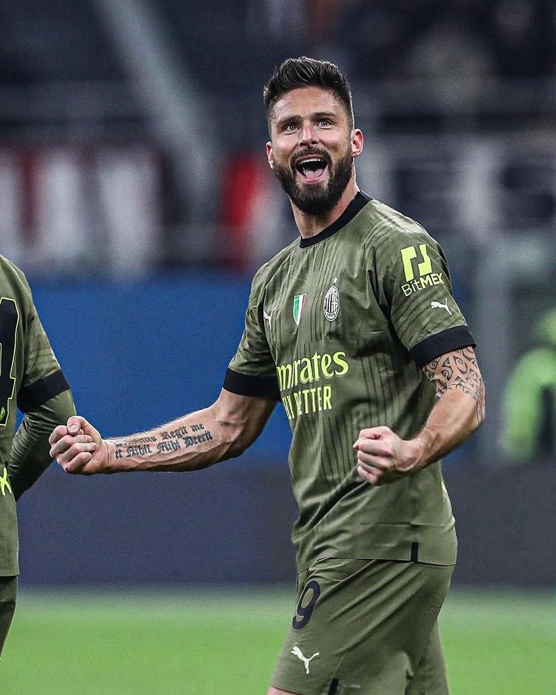 hình nền Olivier Giroud vui vẻ ăn mừng