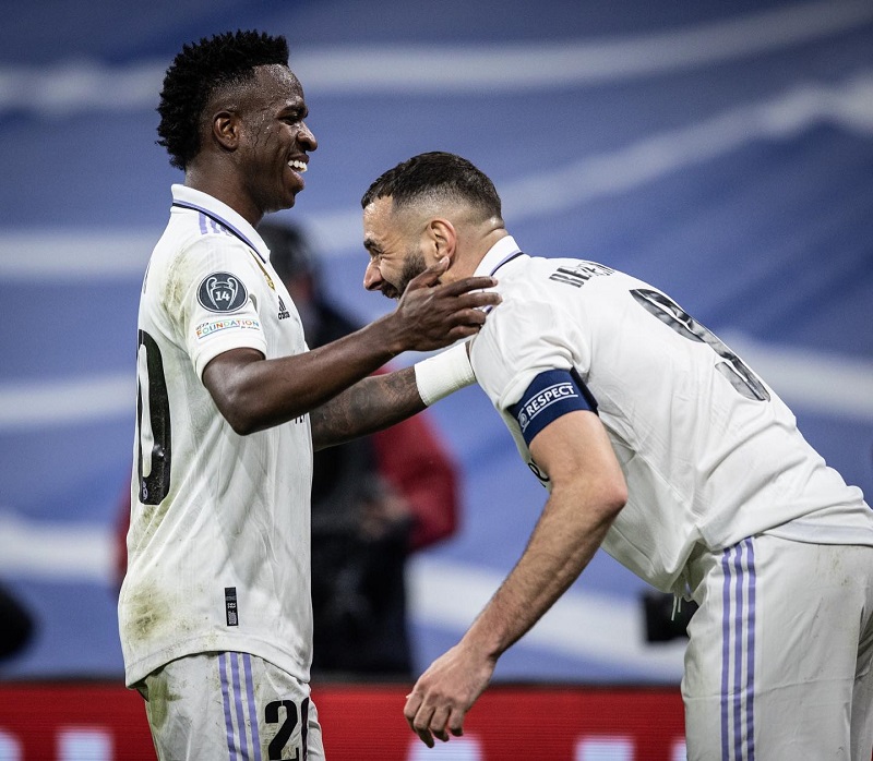 hình nền Vinícius Júnior và đồng đội benzema ở real madrid